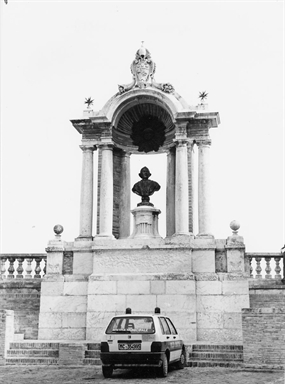Monumento a Pio VI